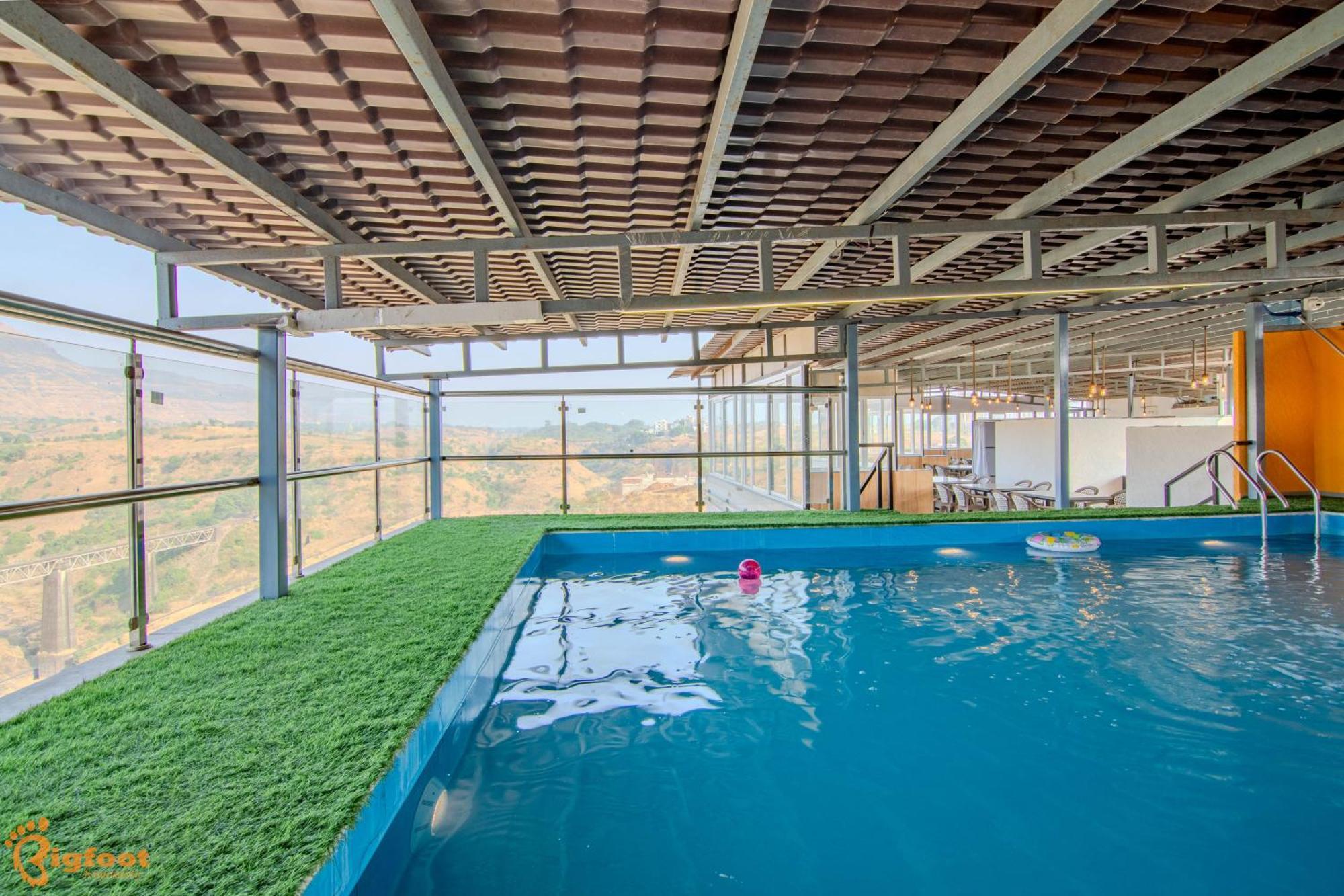 Oxi Valley Resort Igatpuri Buitenkant foto